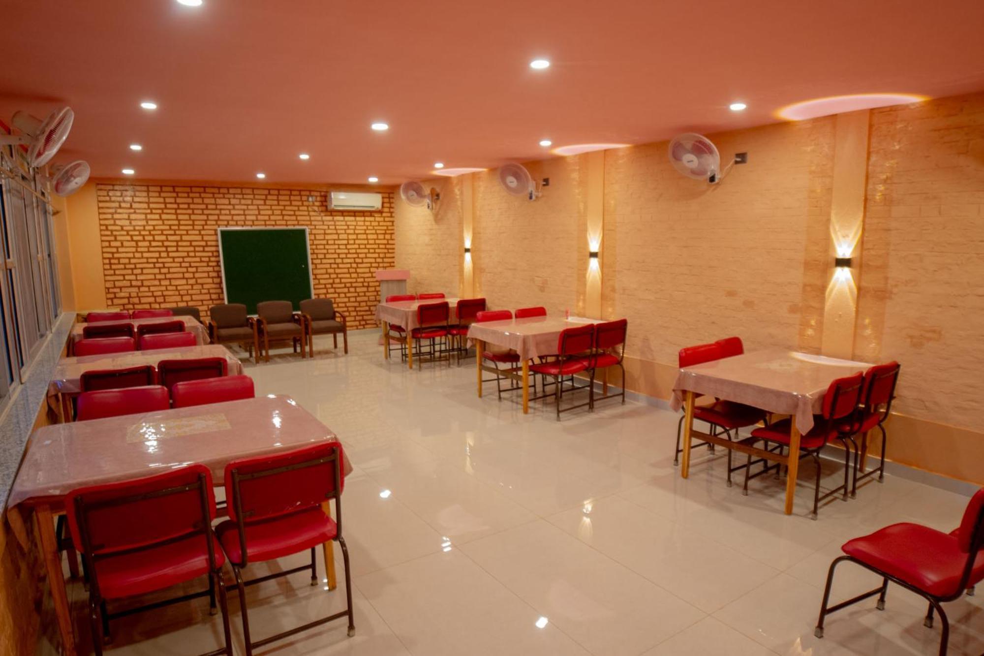 Galaxy Guest House Bhairāhawā Exterior foto