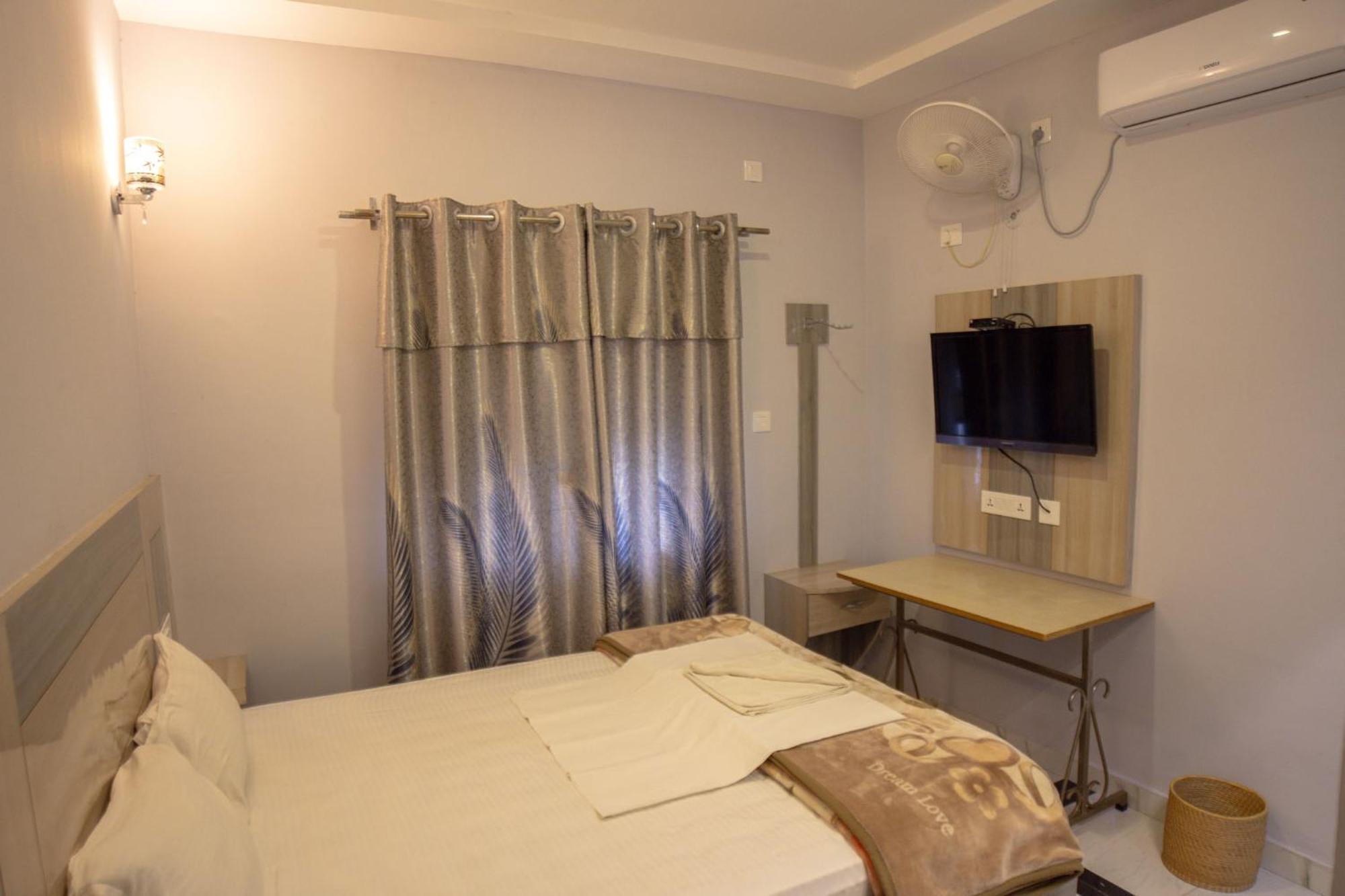 Galaxy Guest House Bhairāhawā Zimmer foto